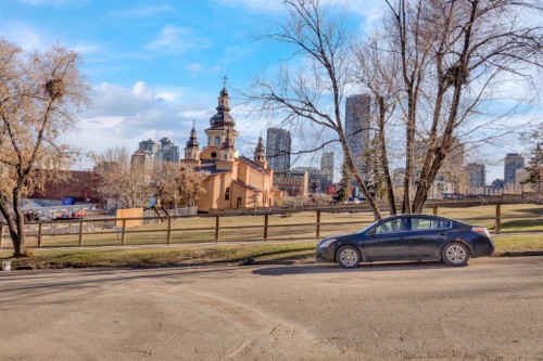 402-409 1 Avenue Ne, Calgary, AB - Outdoor With View