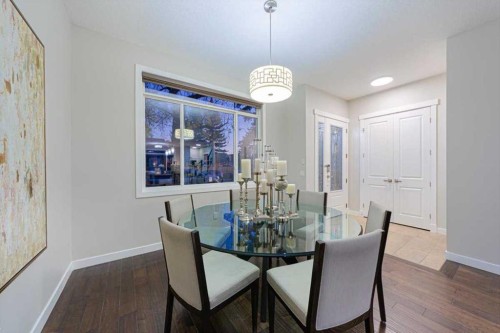 462 23 Avenue Nw, Calgary, AB - Indoor Photo Showing Dining Room