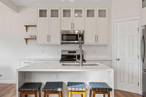 366 Bridleridge View Sw, Calgary, AB - Indoor Photo Showing Kitchen