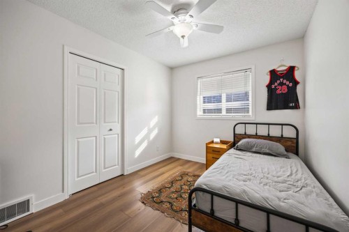 366 Bridleridge View Sw, Calgary, AB - Indoor Photo Showing Bedroom