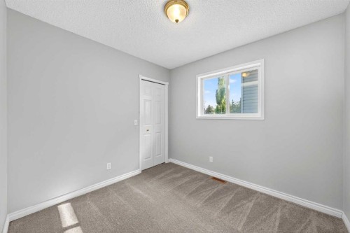 159 Hidden Ranch Circle Nw, Calgary, AB - Indoor Photo Showing Other Room