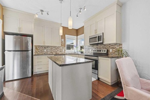 37 Skyview Ranch Manor Ne, Calgary, AB - Indoor Photo Showing Kitchen With Upgraded Kitchen