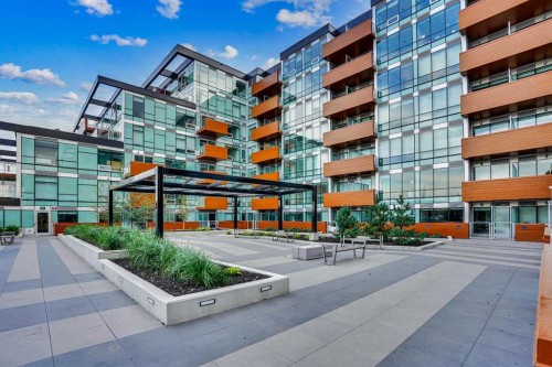 727-110 18A Street NW Calgary, AB T2N 5G5