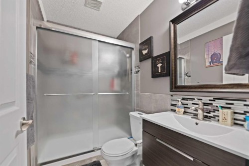 86 Coral Springs Close Ne, Calgary, AB - Indoor Photo Showing Bathroom