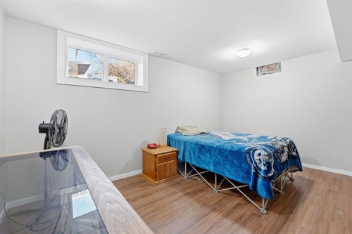 74 Mcrae Street East, Okotoks, AB - Indoor