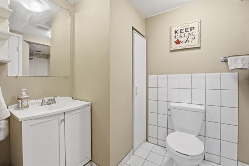 74 Mcrae Street East, Okotoks, AB - Indoor Photo Showing Bathroom