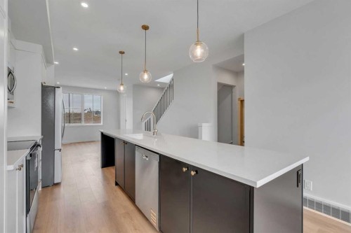 1497 Rangeview Drive Se, Calgary, AB - Indoor Photo Showing Kitchen With Upgraded Kitchen