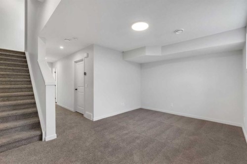 1497 Rangeview Drive Se, Calgary, AB - Indoor Photo Showing Other Room