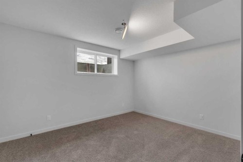 1497 Rangeview Drive Se, Calgary, AB - Indoor Photo Showing Other Room