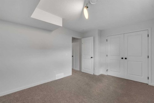 1497 Rangeview Drive Se, Calgary, AB - Indoor Photo Showing Other Room