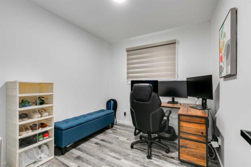 1807 Summerfield Boulevard Se, Airdrie, AB - Indoor Photo Showing Office