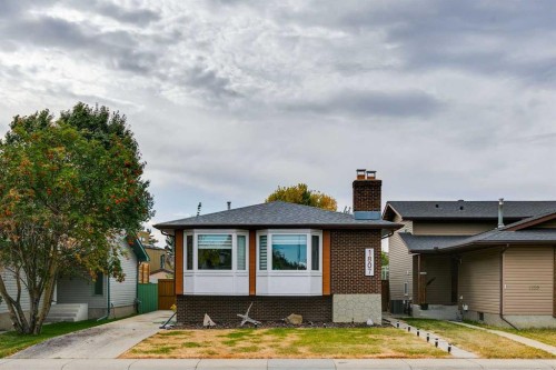 1807 Summerfield Boulevard Se, Airdrie, AB - Outdoor