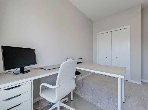 117 Nolancrest Common Nw, Calgary, AB - Indoor Photo Showing Office