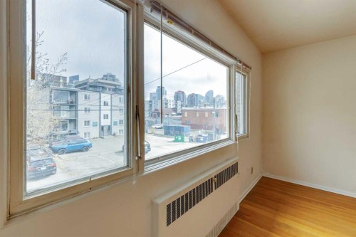1216 15 Avenue Sw, Calgary, AB - Indoor Photo Showing Other Room