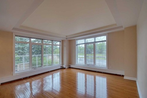 101-505 Canyon Meadows Drive Sw, Calgary, AB - Indoor Photo Showing Other Room