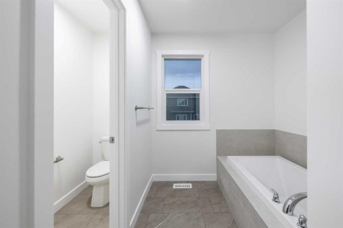 145 Sunstone Way, Balzac, AB - Indoor Photo Showing Bathroom