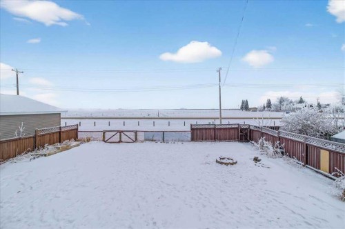 314 Nelson Road, Carseland, AB - Outdoor