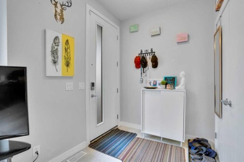 318 Redstone Crescent Ne, Calgary, AB - Indoor Photo Showing Other Room