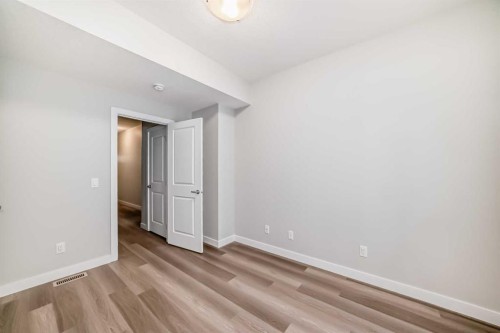 710 Sage Hill Grove Nw, Calgary, AB - Indoor Photo Showing Other Room