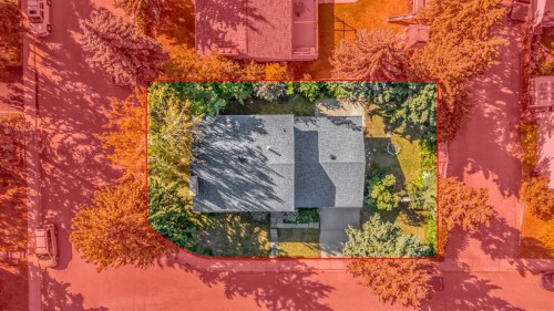 11027 Bradbury Drive Sw, Calgary, AB - Outdoor