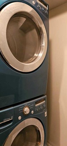 311-1000 Citadel Meadow Point Nw, Calgary, AB - Indoor Photo Showing Laundry Room