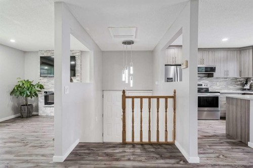 4108 Marlborough Drive Ne, Calgary, AB - Indoor