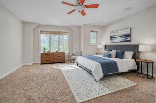7418 36 Avenue Nw, Calgary, AB - Indoor Photo Showing Bedroom
