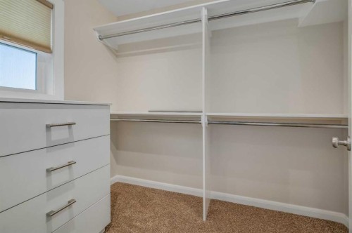 7418 36 Avenue Nw, Calgary, AB - Indoor With Storage