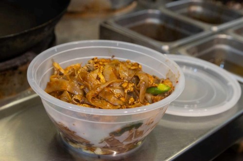 #Z-118-4825 Mount Royal Gate Sw, Calgary, AB 