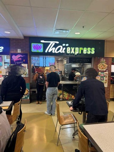 #Z-118-4825 Mount Royal Gate Sw, Calgary, AB 