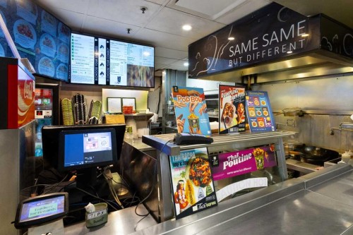 #Z-118-4825 Mount Royal Gate Sw, Calgary, AB 