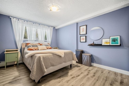 7-821 3 Avenue Sw, Calgary, AB - Indoor Photo Showing Bedroom