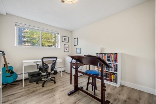 7-821 3 Avenue Sw, Calgary, AB - Indoor Photo Showing Other Room
