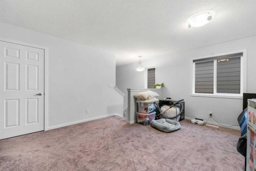 281 Yorkville Road Sw, Calgary, AB - Indoor