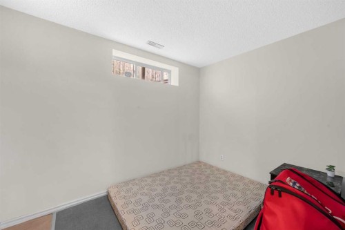 4 Saddlecreek Terrace Ne, Calgary, AB - Indoor Photo Showing Other Room