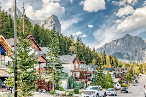 12-903 Wilson Way, Canmore, AB - Outdoor