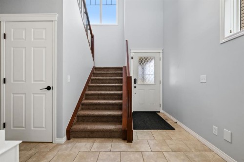 2938 Chinook Winds Drive Sw, Airdrie, AB - Indoor Photo Showing Other Room