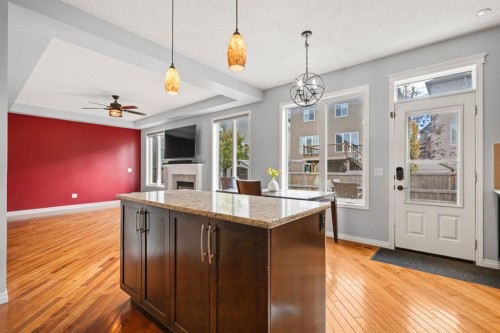 2938 Chinook Winds Drive Sw, Airdrie, AB - Indoor Photo Showing Kitchen