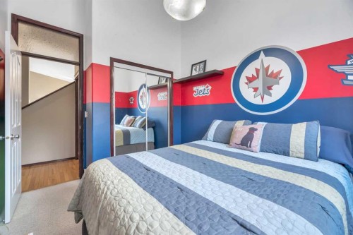 102 Parklane Drive, Strathmore, AB - Indoor Photo Showing Bedroom