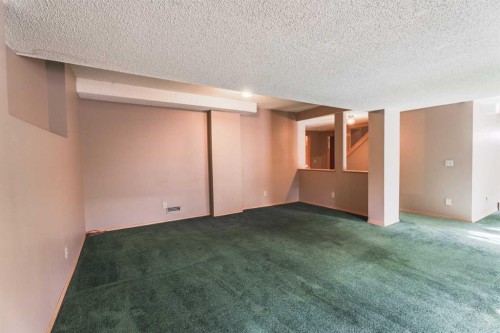 135 Canterbury Court Sw, Calgary, AB - Indoor