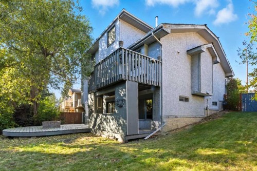 135 Canterbury Court Sw, Calgary, AB - Outdoor With Deck Patio Veranda