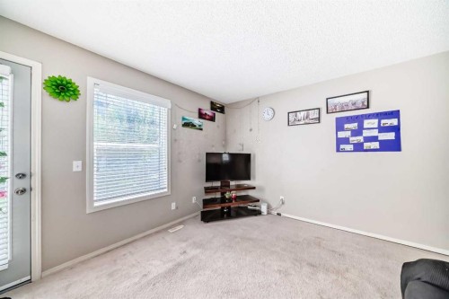 147 Saddlebrook Point Ne, Calgary, AB - Indoor