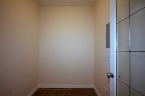 518-30 Discovery Ridge Close Sw, Calgary, AB - Indoor Photo Showing Other Room