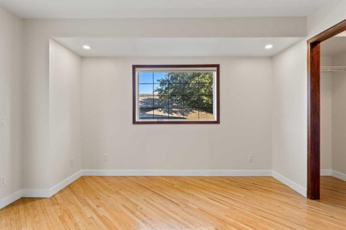 436 Attica Drive Se, Calgary, AB - Indoor Photo Showing Other Room