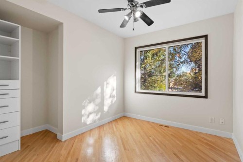 436 Attica Drive Se, Calgary, AB - Indoor Photo Showing Other Room