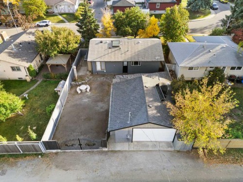 436 Attica Drive Se, Calgary, AB - Outdoor