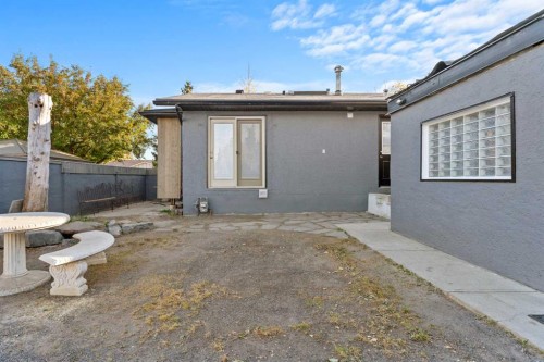 436 Attica Drive Se, Calgary, AB - Outdoor