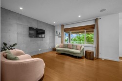 233 Cranarch Common SE Calgary, AB T3M 1M3