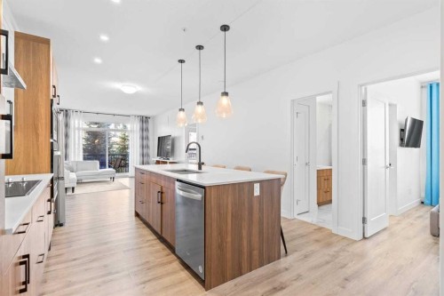 112-40 Walgrove Walk Se, Calgary, AB - Indoor Photo Showing Kitchen With Upgraded Kitchen