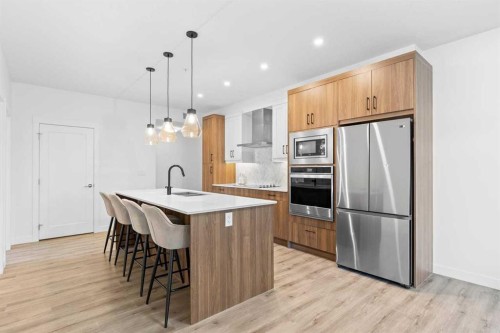 112-40 Walgrove Walk Se, Calgary, AB - Indoor Photo Showing Kitchen With Upgraded Kitchen